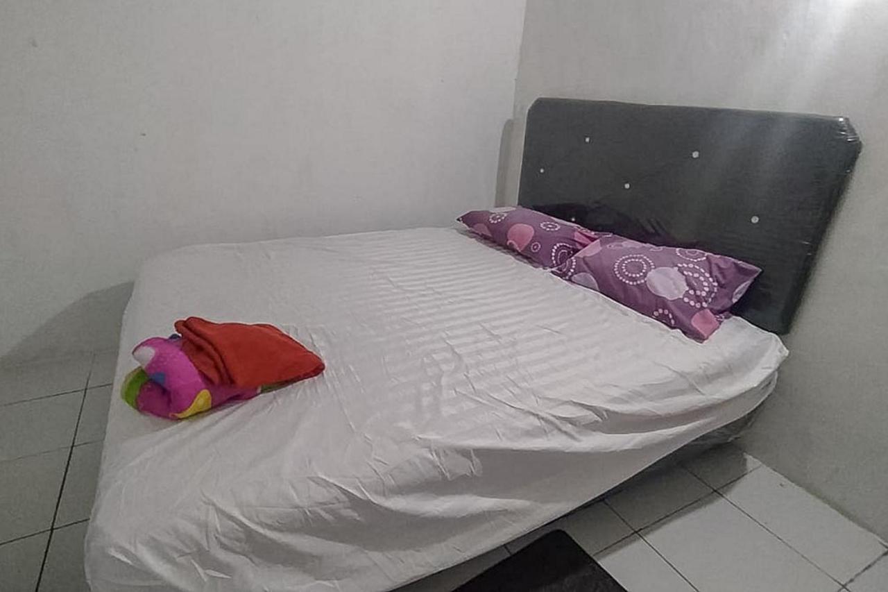 Hotel Mutiara Batulicin Redpartner Kampung Baru Ngoại thất bức ảnh